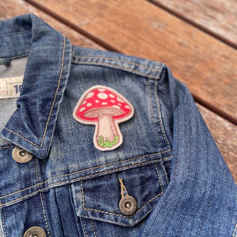 coffee embroidered patch – cute coffee lover iron on patch